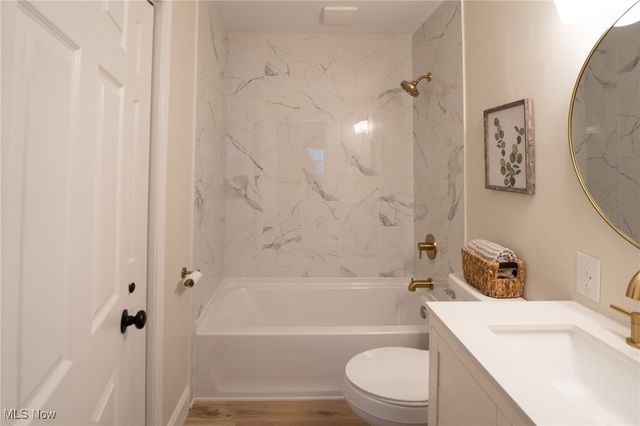 236 Adams Avenue, Cuyahoga Falls, OH 44221