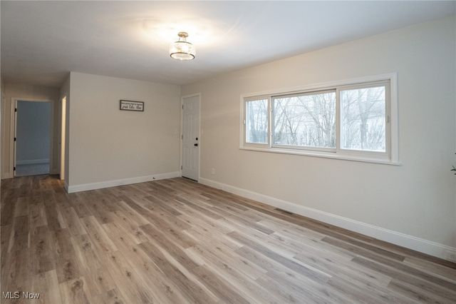 236 Adams Avenue, Cuyahoga Falls, OH 44221