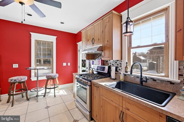 237 BROADWAY, Laurel Springs, NJ 08021