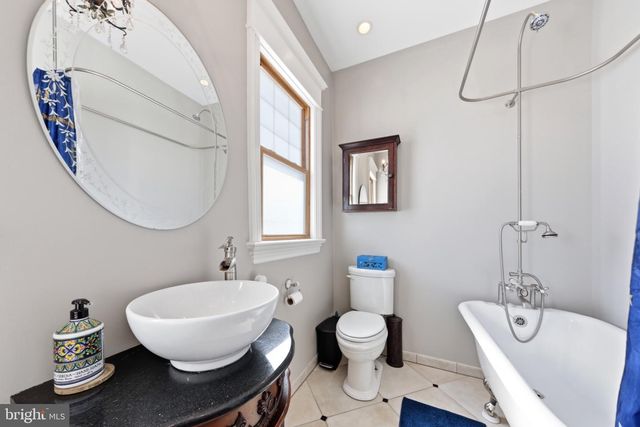 237 BROADWAY, Laurel Springs, NJ 08021