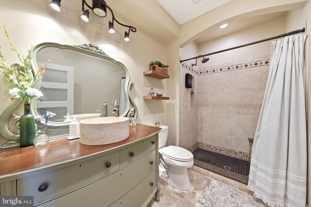 237 BROADWAY, Laurel Springs, NJ 08021