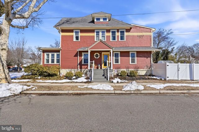 237 BROADWAY, Laurel Springs, NJ 08021