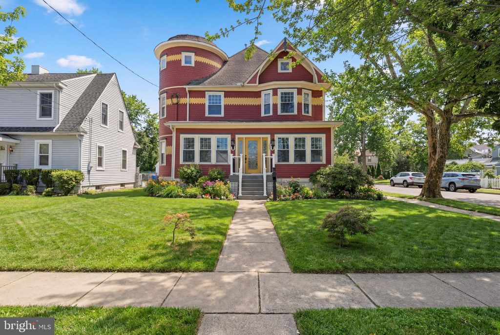 237 BROADWAY, Laurel Springs, NJ 08021