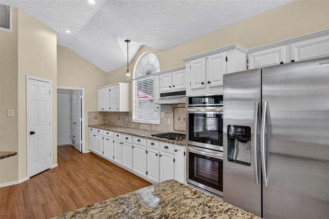2608 Rochelle Drive, Mckinney, TX 75070