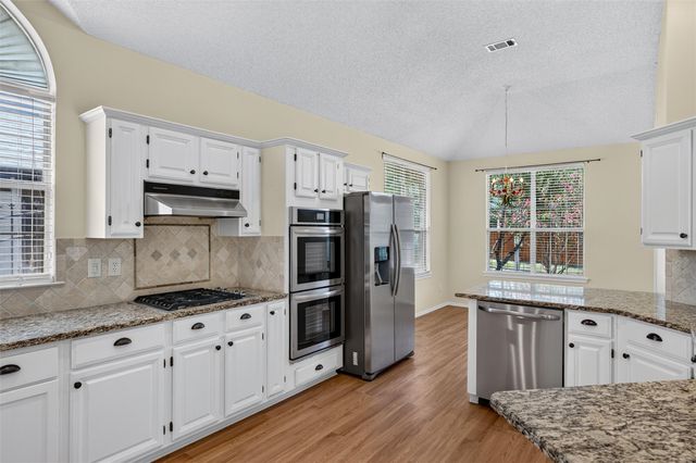2608 Rochelle Drive, Mckinney, TX 75070