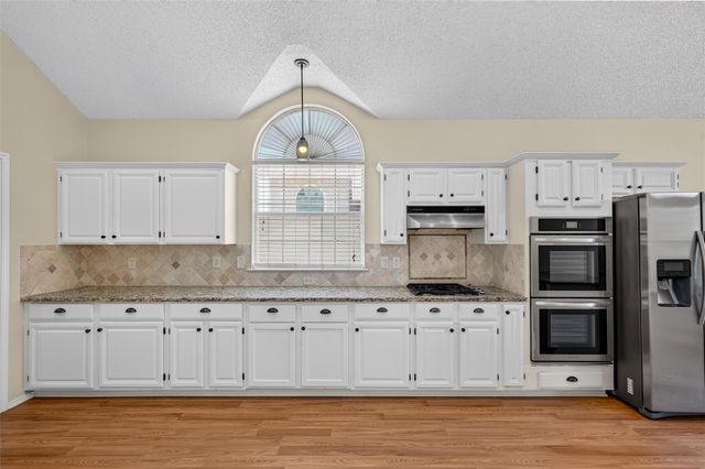 2608 Rochelle Drive, Mckinney, TX 75070