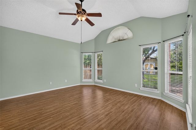 2608 Rochelle Drive, Mckinney, TX 75070