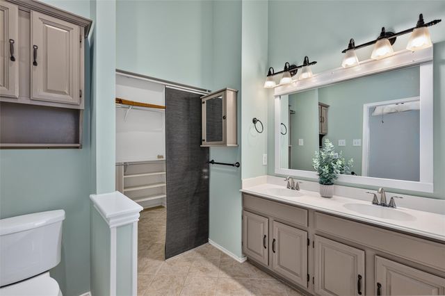 2608 Rochelle Drive, Mckinney, TX 75070