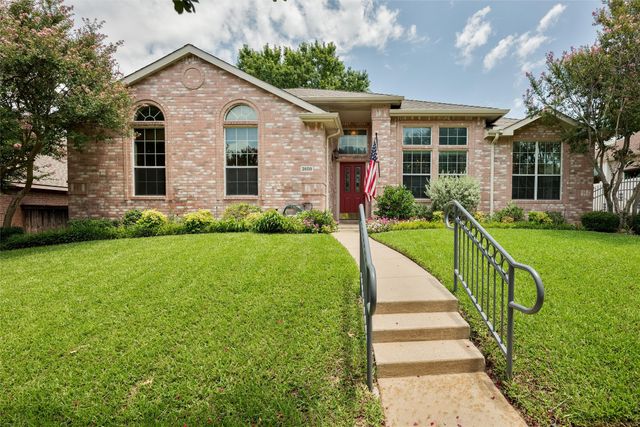 2608 Rochelle Drive, Mckinney, TX 75070