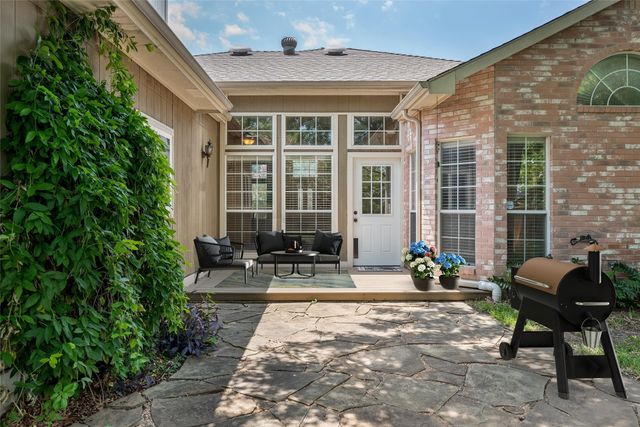 2608 Rochelle Drive, Mckinney, TX 75070