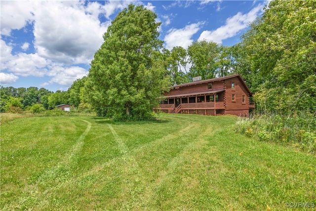 10 N River Ct, Cartersville, VA 23027