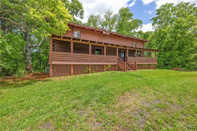 10 N River Ct, Cartersville, VA 23027