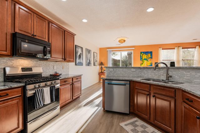 601 Menaul Boulevard NE UNIT 503, Albuquerque, NM 87107