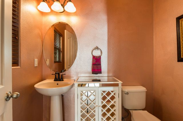 601 Menaul Boulevard NE UNIT 503, Albuquerque, NM 87107