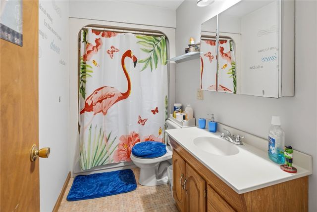 109 Pinecrest Drive, Pawtucket, RI 02861