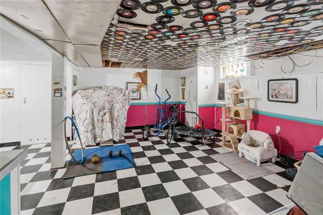 109 Pinecrest Drive, Pawtucket, RI 02861