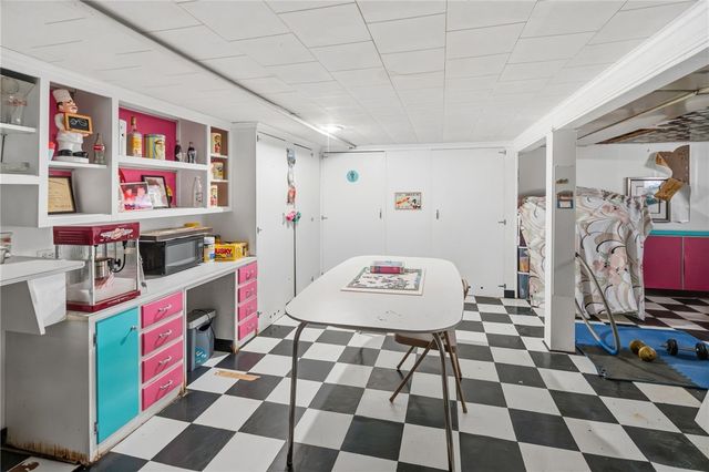 109 Pinecrest Drive, Pawtucket, RI 02861