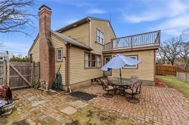 109 Pinecrest Drive, Pawtucket, RI 02861