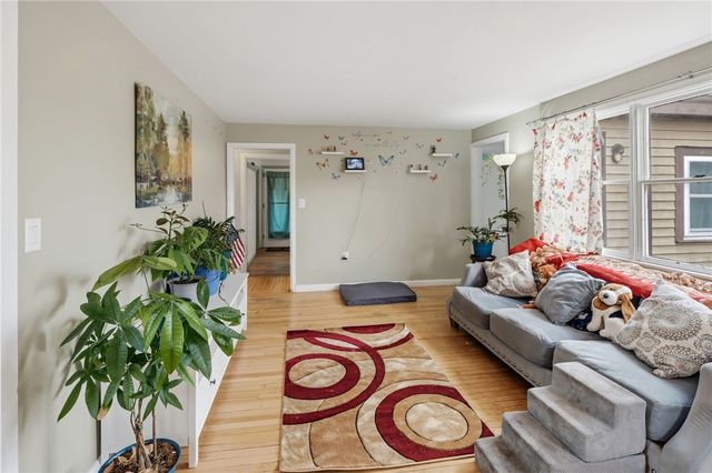 109 Pinecrest Drive, Pawtucket, RI 02861