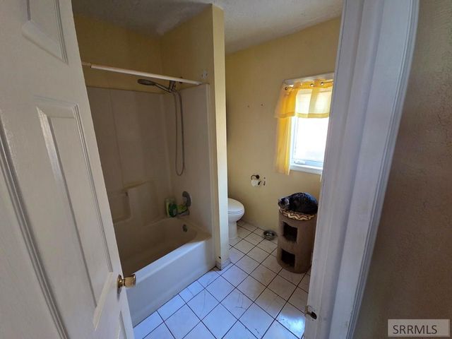 391 6th Street, Idaho Falls, ID 83401