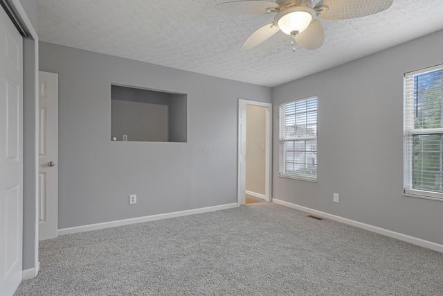 2100 Dunkeld Drive, Grove City, OH 43123