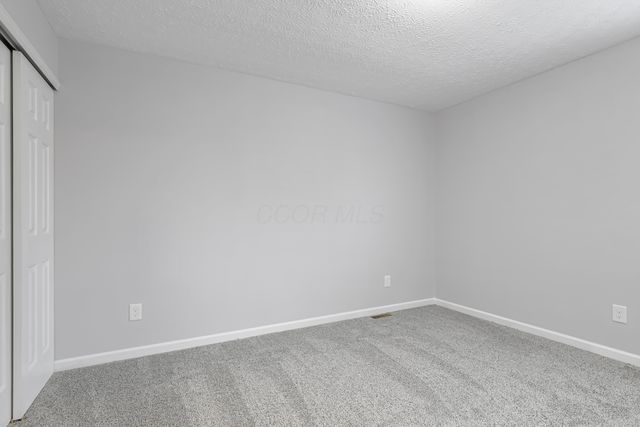 2100 Dunkeld Drive, Grove City, OH 43123