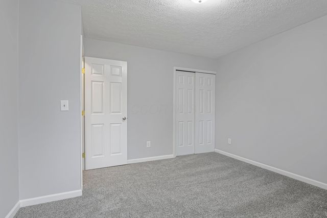 2100 Dunkeld Drive, Grove City, OH 43123