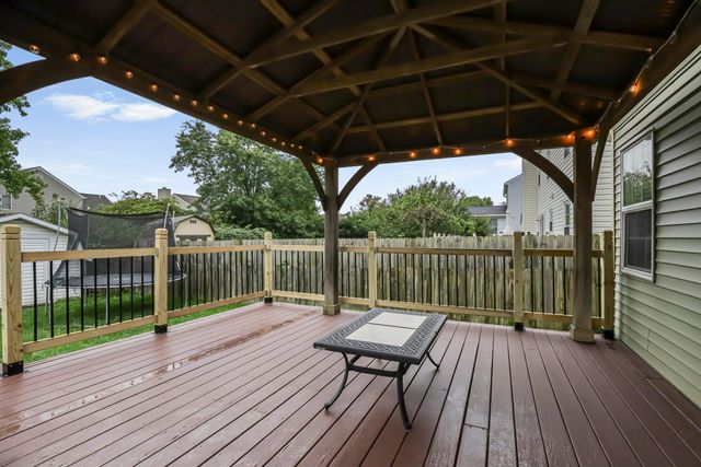 2100 Dunkeld Drive, Grove City, OH 43123