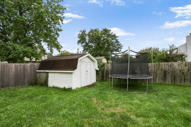 2100 Dunkeld Drive, Grove City, OH 43123