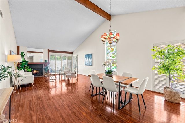1986 W Bayshore, Anaheim, CA 92801