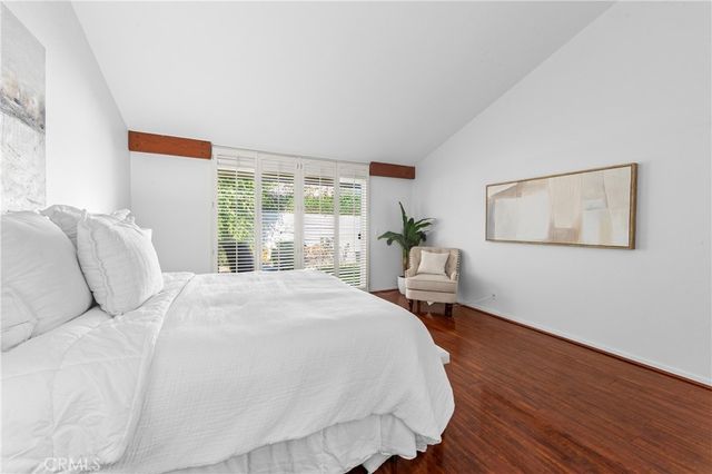 1986 W Bayshore, Anaheim, CA 92801