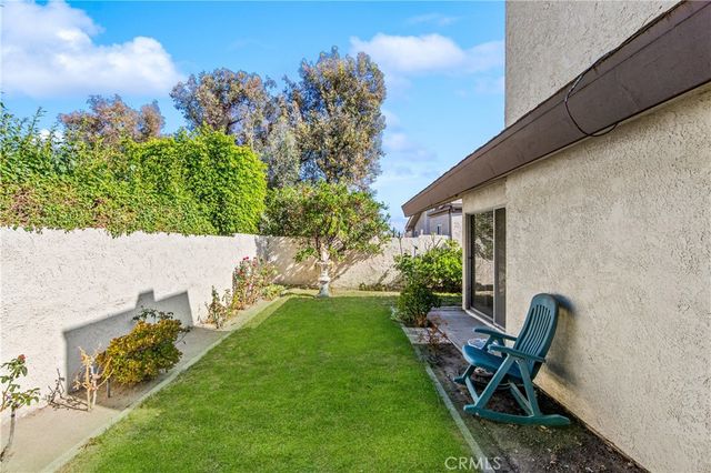 1986 W Bayshore, Anaheim, CA 92801