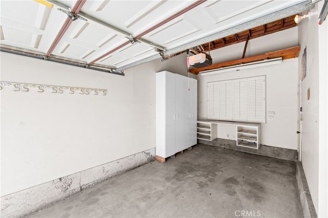 1986 W Bayshore, Anaheim, CA 92801