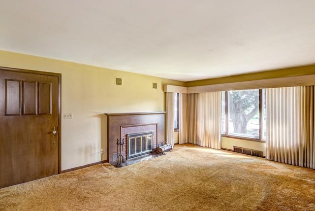 3104 SEYMOUR LANE, Wausau, WI 54401