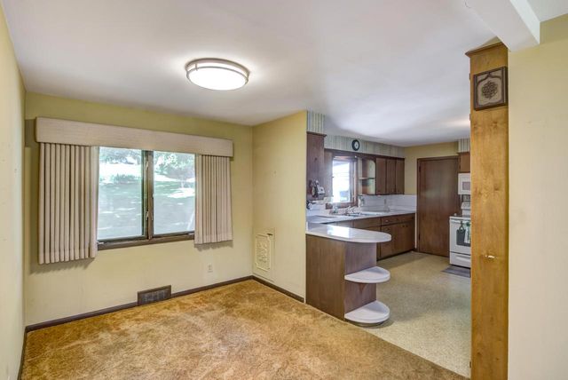 3104 SEYMOUR LANE, Wausau, WI 54401