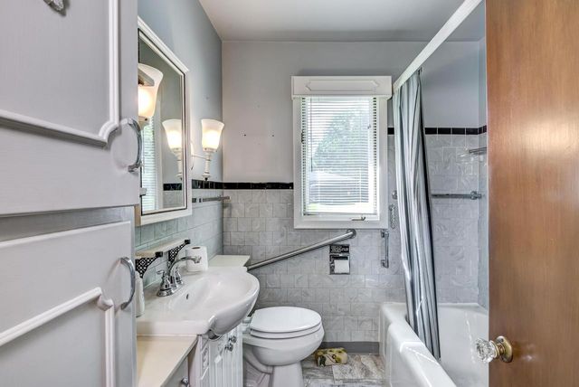 3104 SEYMOUR LANE, Wausau, WI 54401