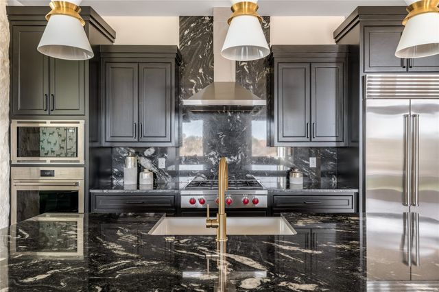 500 Ryan Joe Circle, Iredell, TX 76649