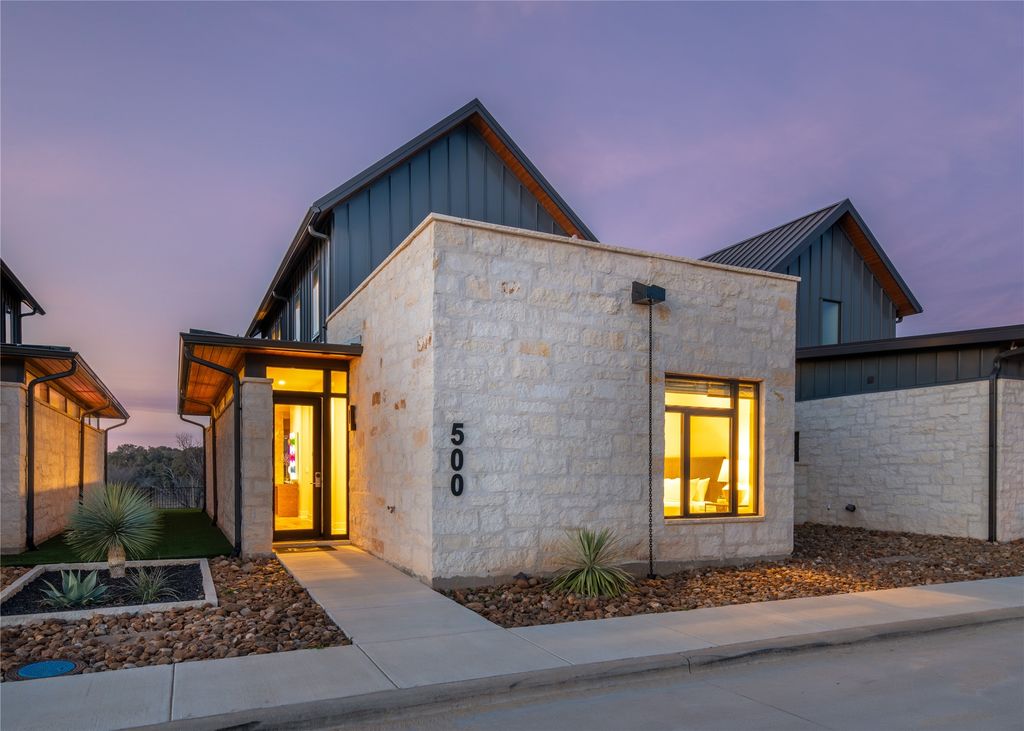 500 Ryan Joe Circle, Iredell, TX 76649