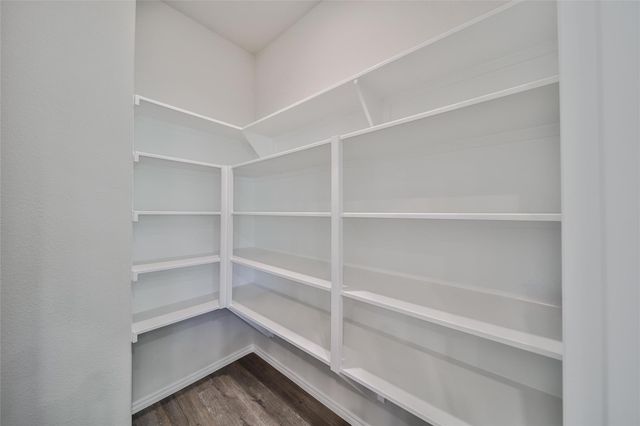 1452 Glenoaks Drive, Conroe, TX 77385