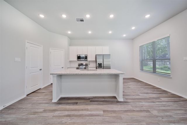 1452 Glenoaks Drive, Conroe, TX 77385
