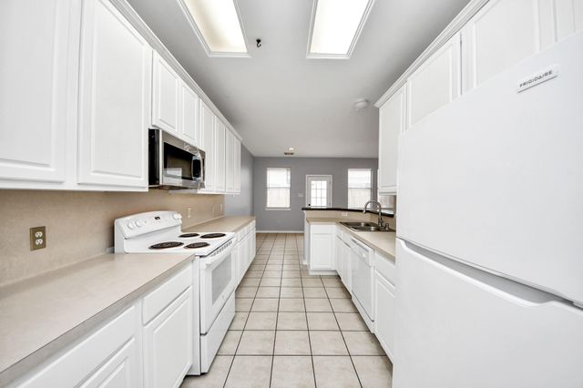 16526 Cairngrove Lane, Houston, TX 77084