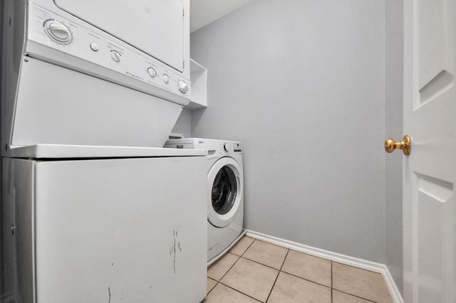 16526 Cairngrove Lane, Houston, TX 77084