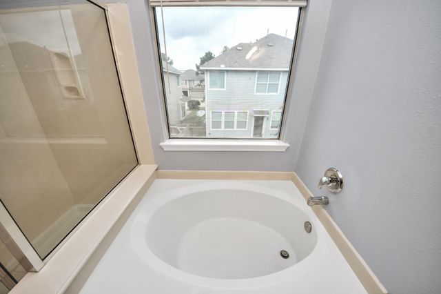 16526 Cairngrove Lane, Houston, TX 77084