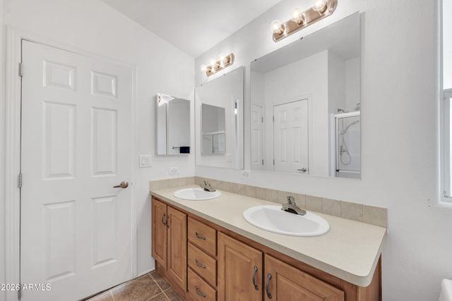 17851 N 16th Place, Phoenix, AZ 85022