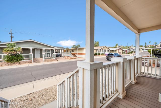 17851 N 16th Place, Phoenix, AZ 85022