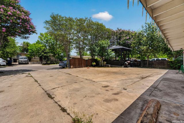 6134 bright valley dr, San Antonio, TX 78242
