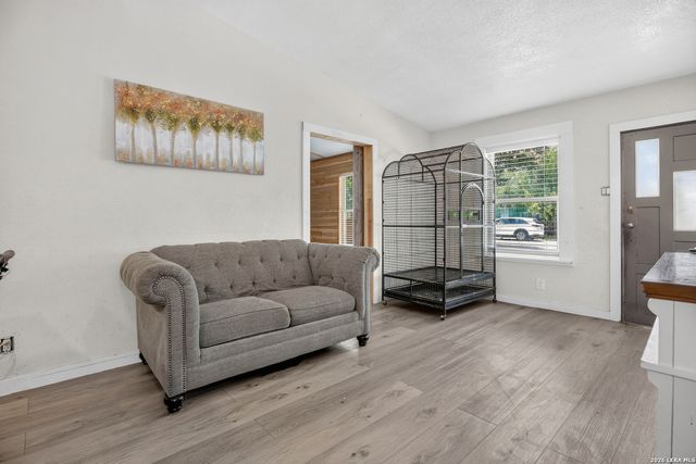 6134 bright valley dr, San Antonio, TX 78242