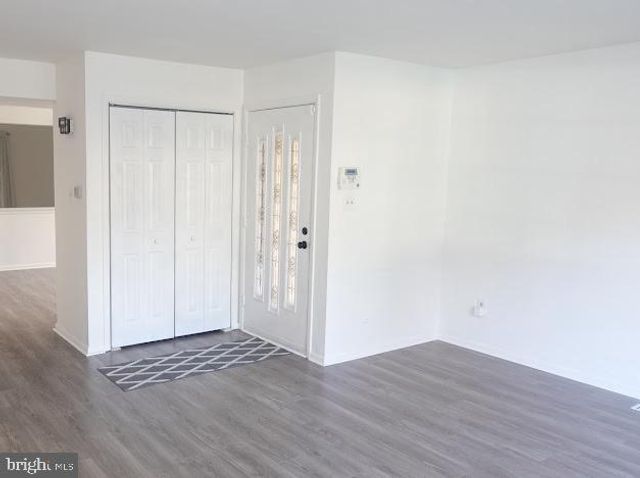 5 CHRISTOPHER RD, Voorhees, NJ 08043