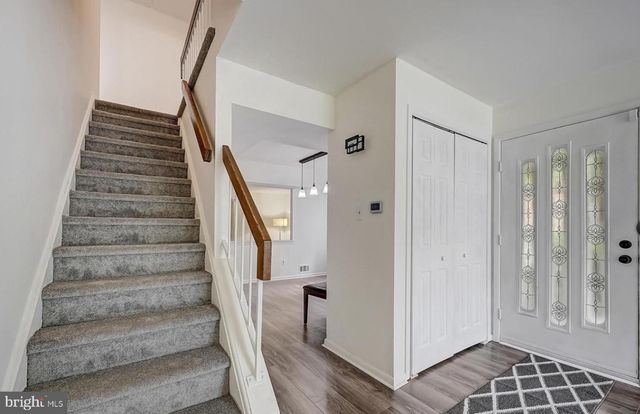 5 CHRISTOPHER RD, Voorhees, NJ 08043