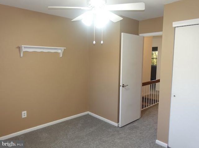 5 CHRISTOPHER RD, Voorhees, NJ 08043